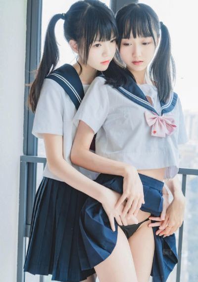 美女也疯狂_90分钟完整视频视频大全